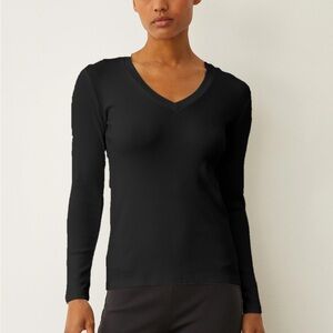Monrow Black Supimaluxe Rib Long Sleeve V Neck new nvr worn sz med! Offer!
